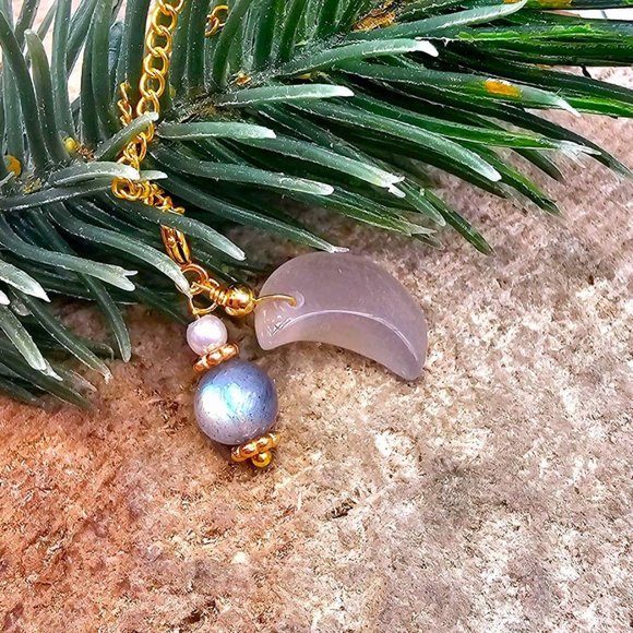 Beautiful Nature Moon Stone Crescent Moon & Labradorite Accent Pendant Necklace - Picture 2 of 10